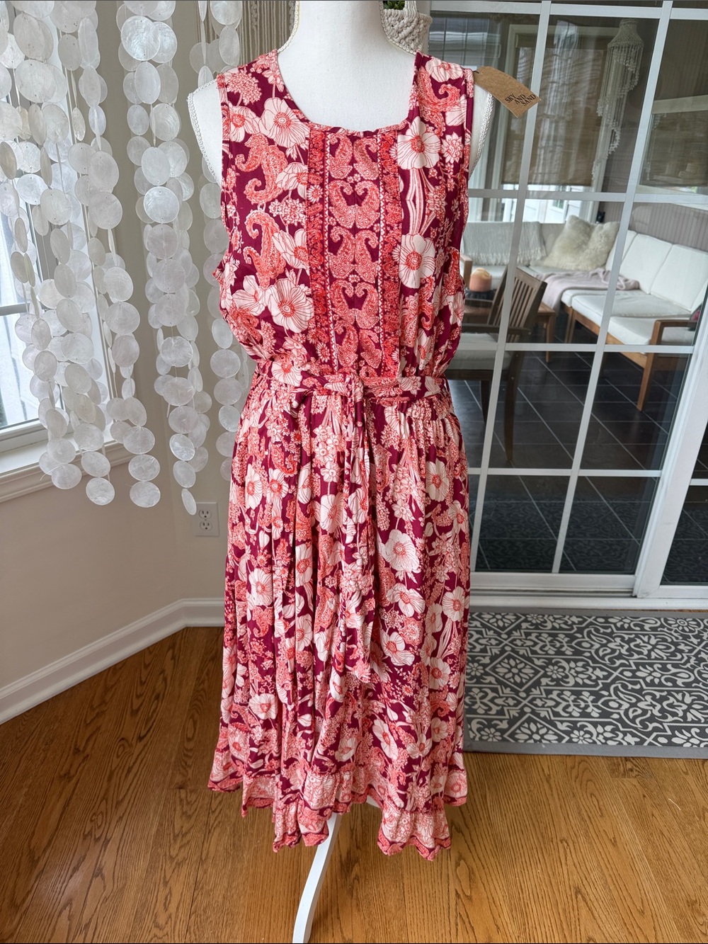 Sleeveless Floral Midi Dress in Red and Pink